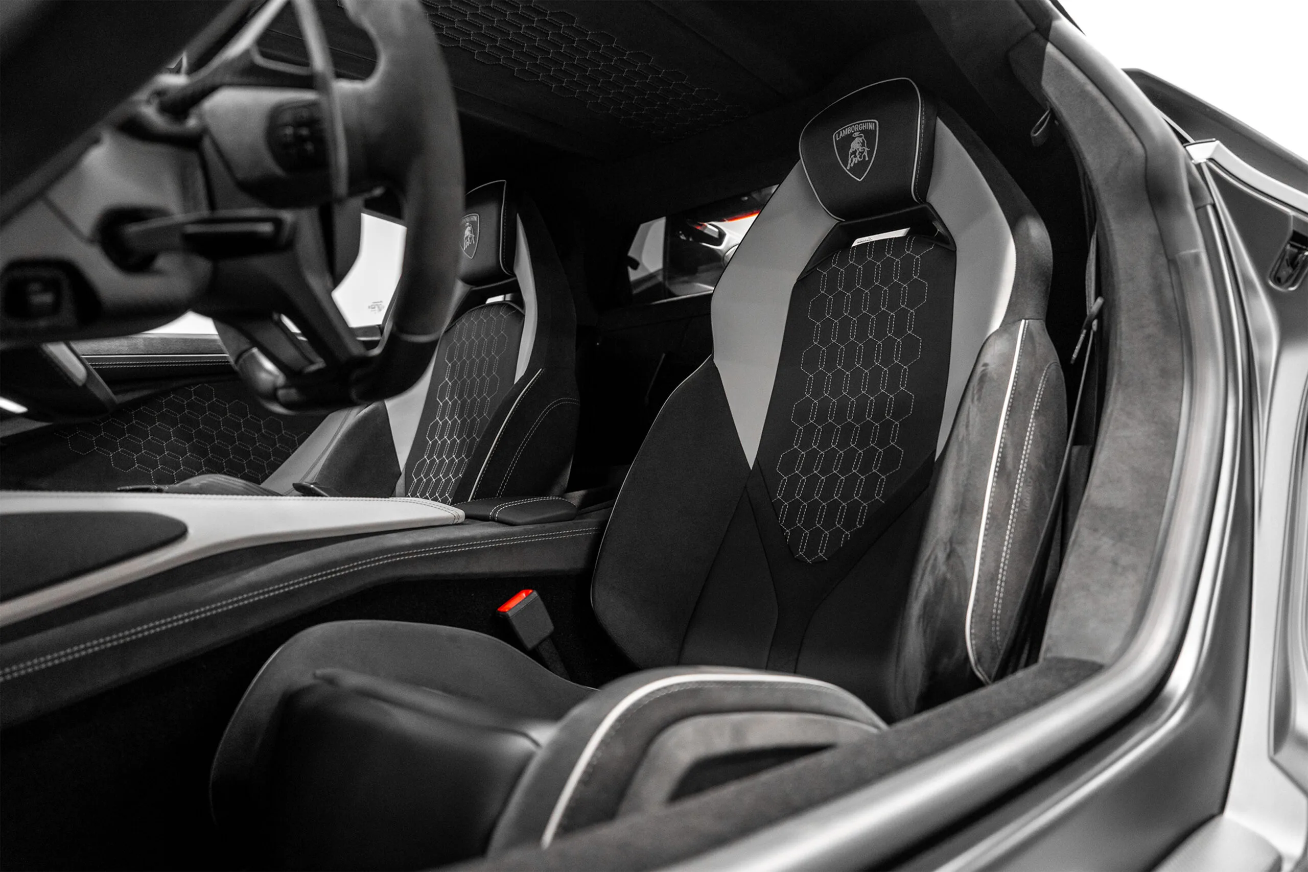 2025 Lamborghini Revuelto, 17/20