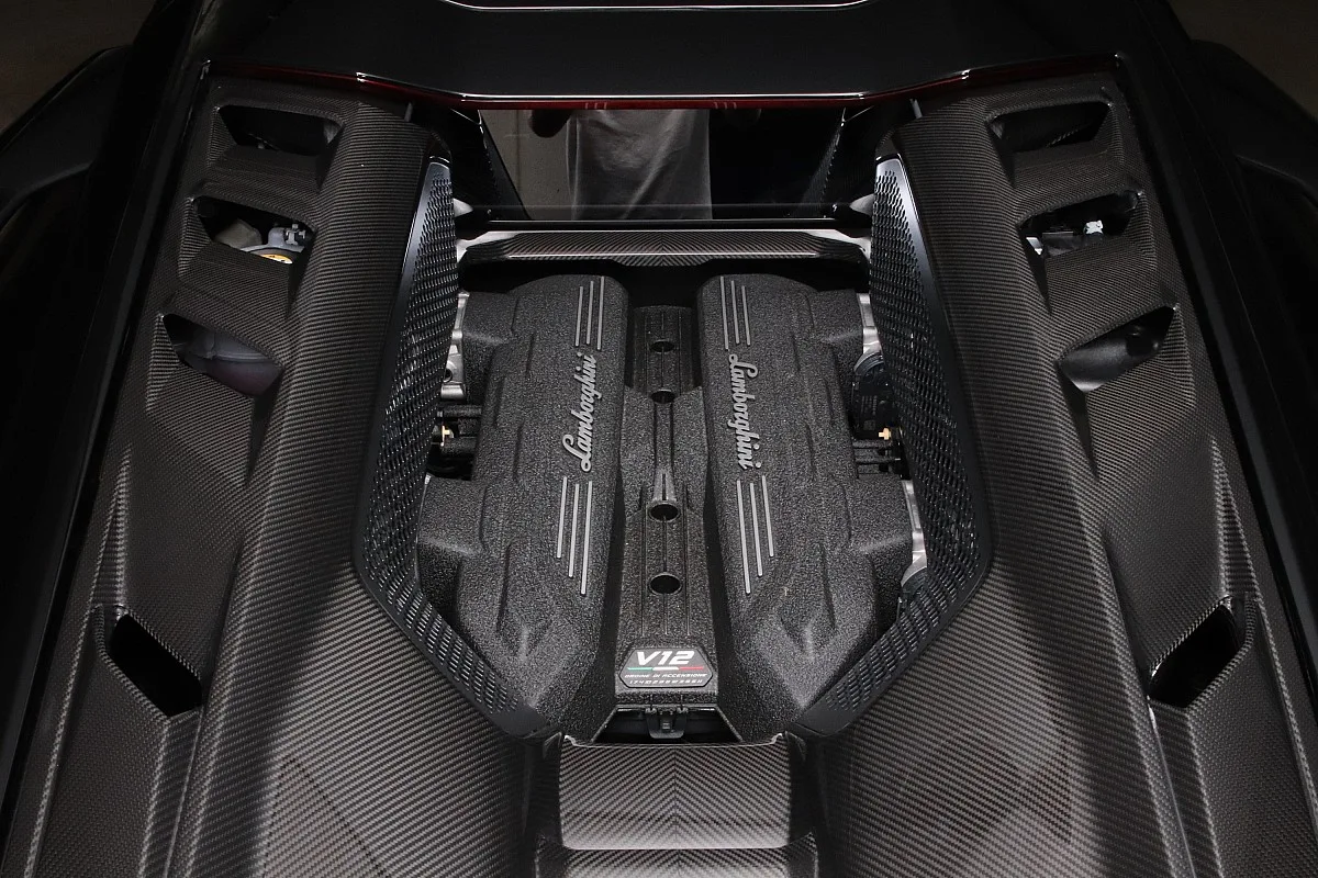 2025 Lamborghini Revuelto angeboten von einem Fachhändler in Unterweitersdorf, Österreich, Foto 8 von 15