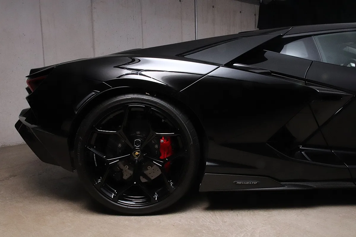 2025 Lamborghini Revuelto angeboten von einem Fachhändler in Unterweitersdorf, Österreich, Foto 15 von 15