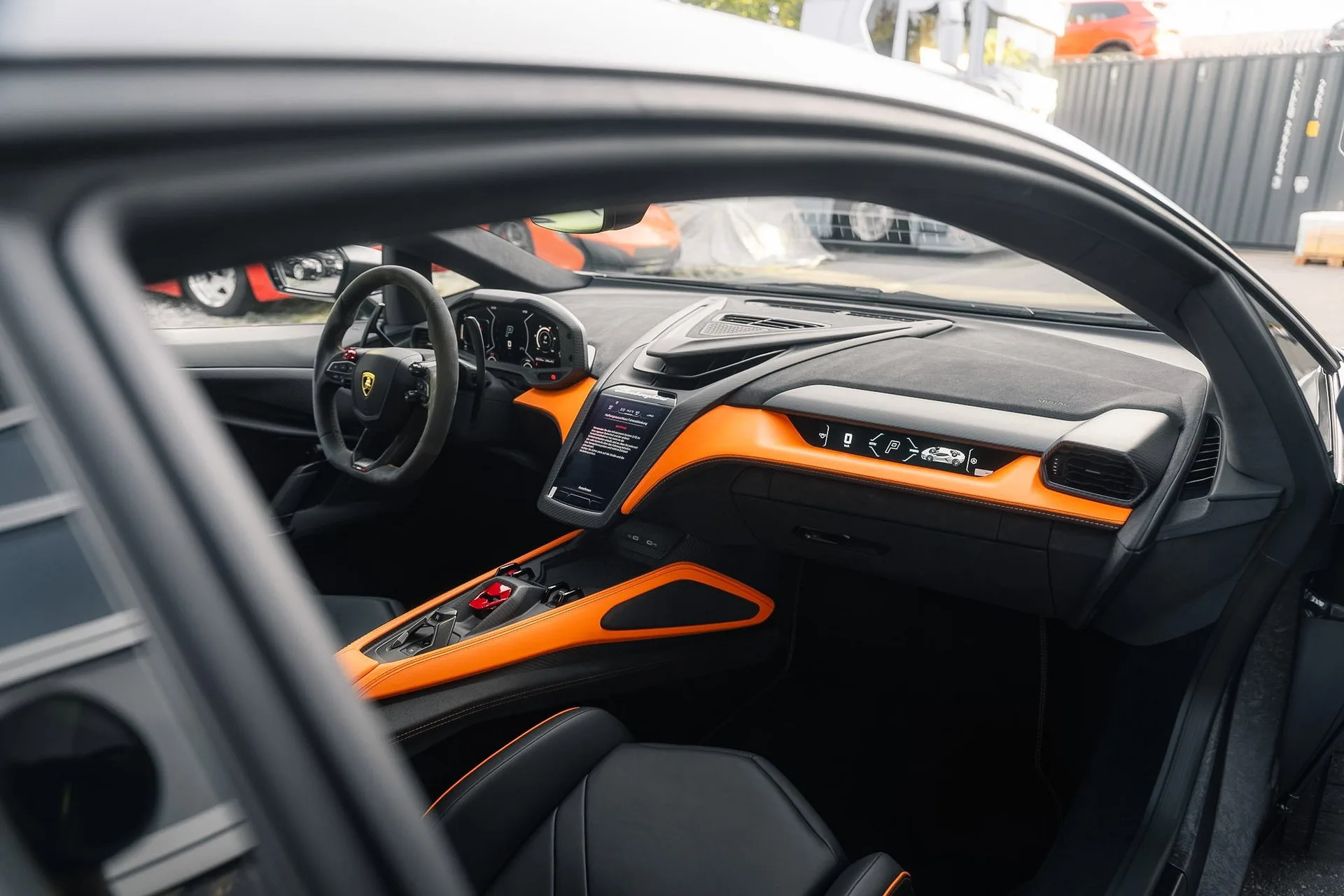 2025 Lamborghini Revuelto, 9/11