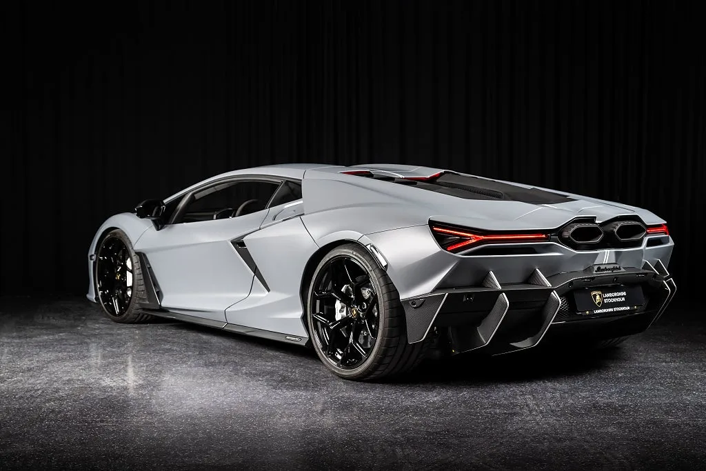 2025 Lamborghini Revuelto, 8/26