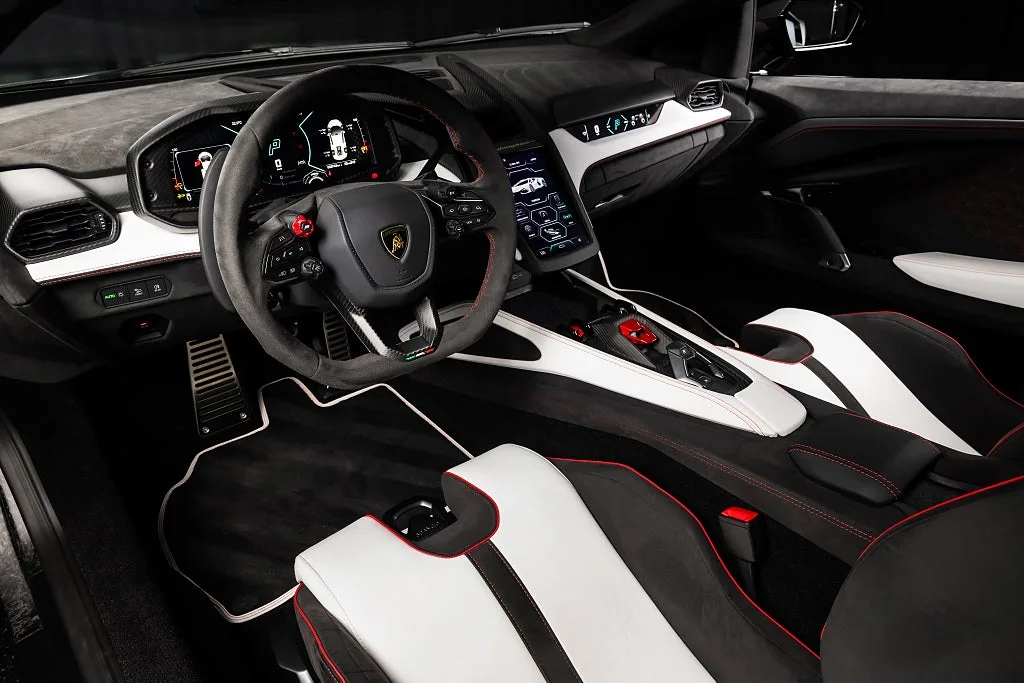 2025 Lamborghini Revuelto, 18/26