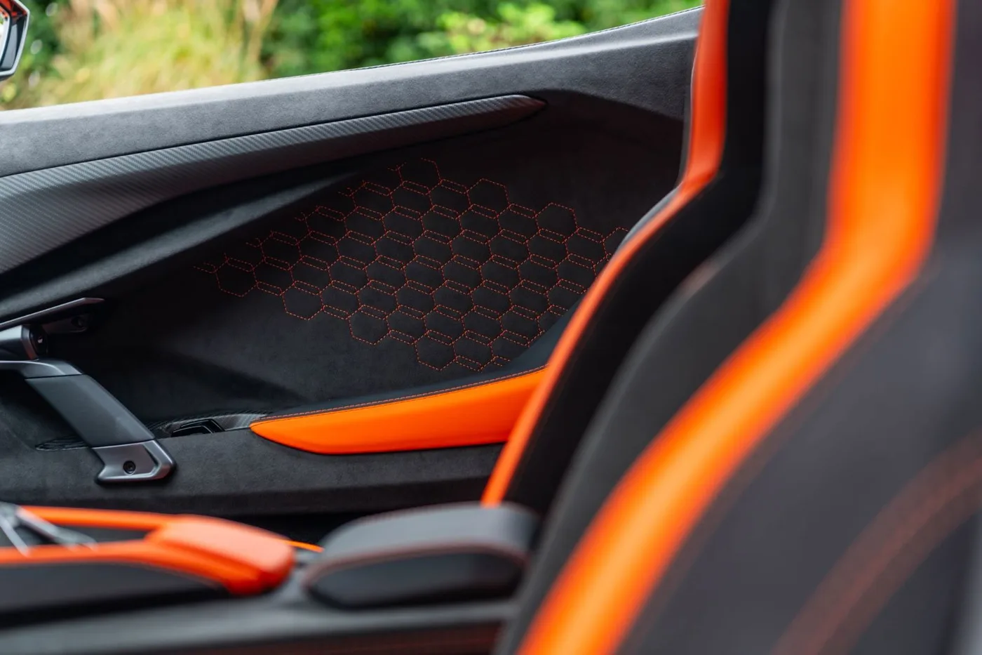 2025 Lamborghini Revuelto proposée par un spécialiste de la supercar à Gronau, Allemagne, photo 20 sur 25