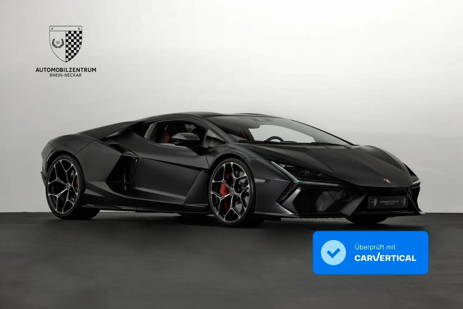 2025 Lamborghini Revuelto offered by a supercar dealer in Viernheim, Germany, main photo