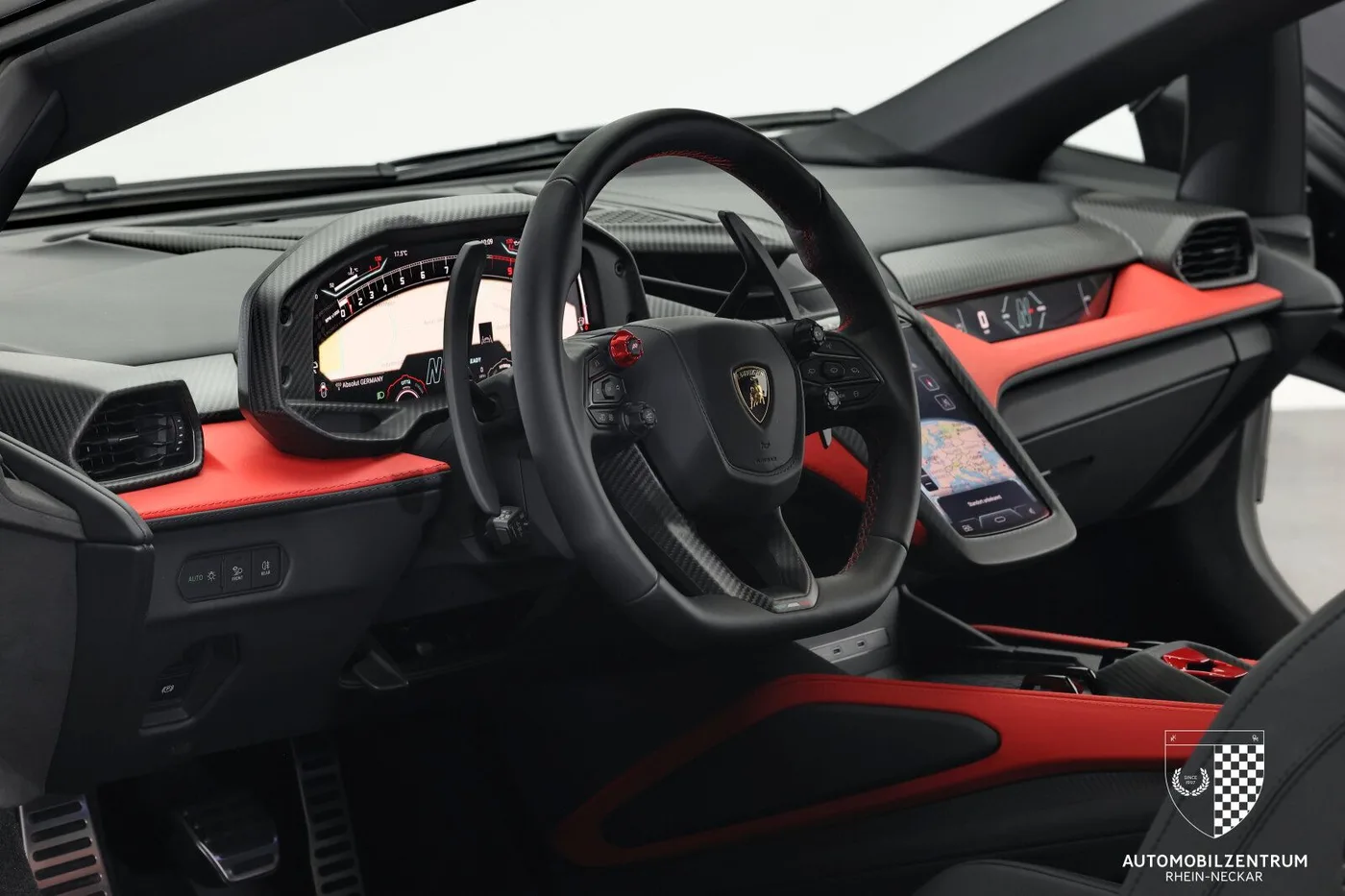 2025 Lamborghini Revuelto offered by a supercar dealer in Viernheim, Germany, photo 13 of 25