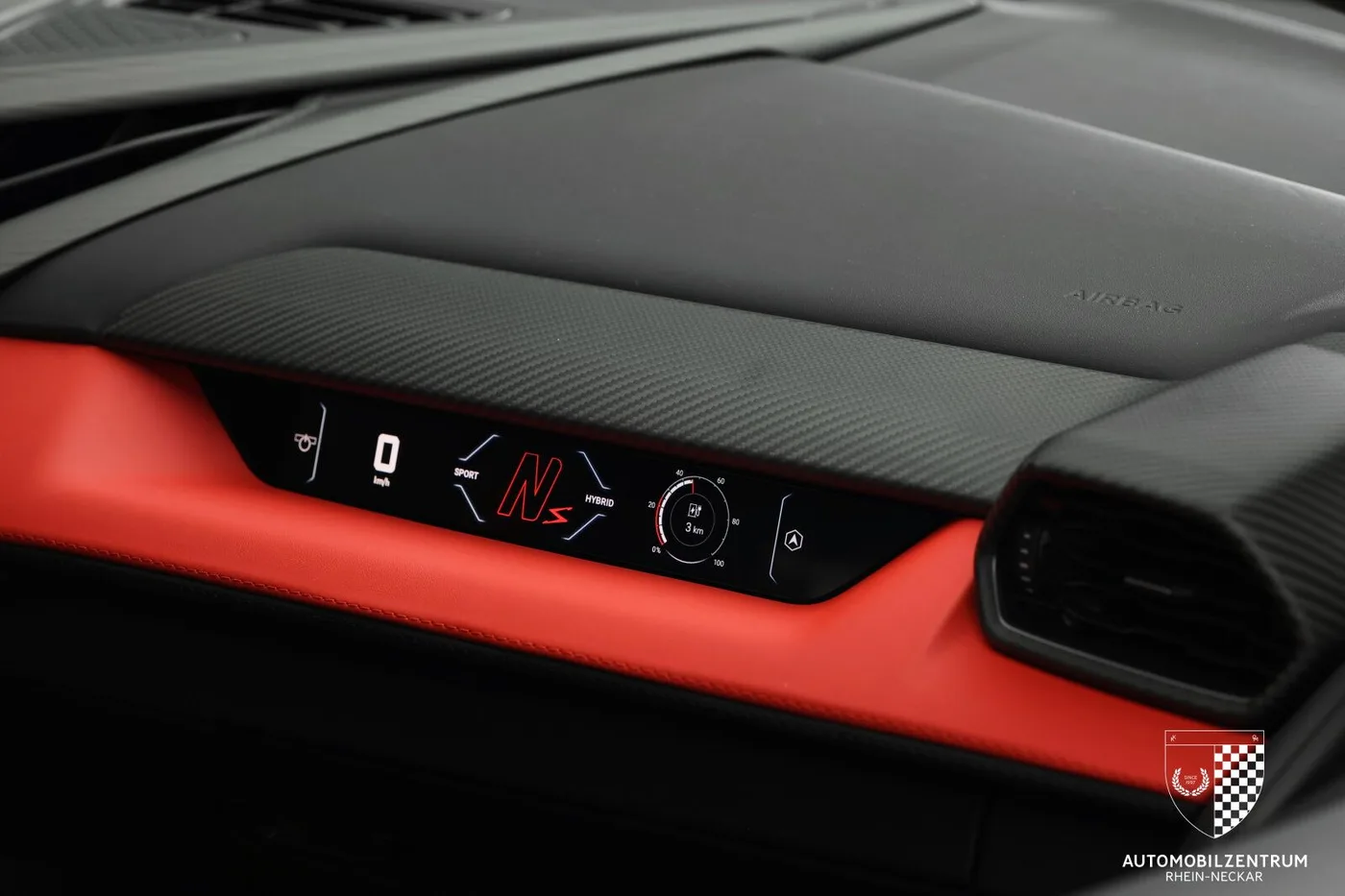 2025 Lamborghini Revuelto offered by a supercar dealer in Viernheim, Germany, photo 17 of 25