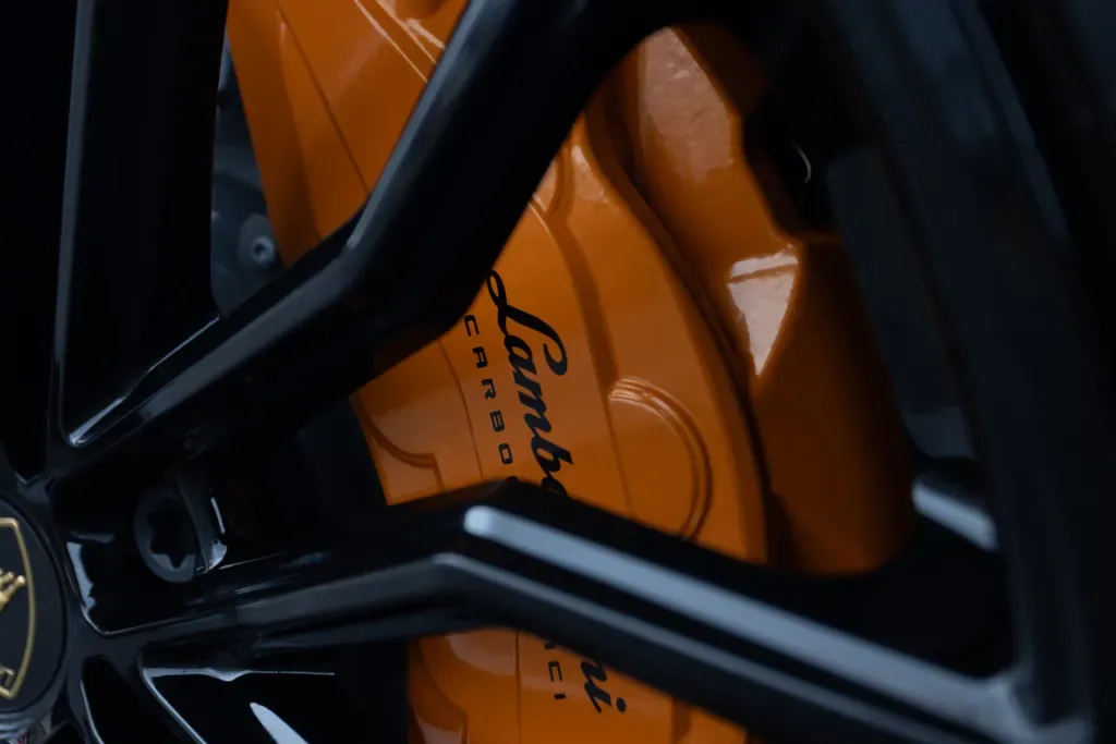 2025 Lamborghini Urus SE, 19/20