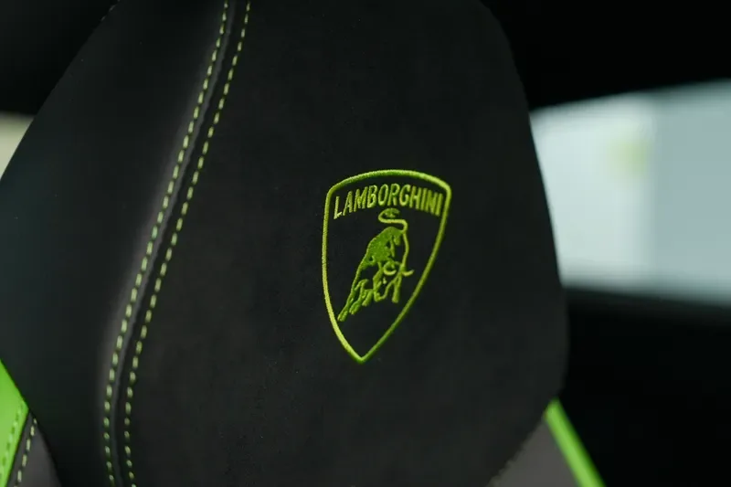 2025 Lamborghini Urus Performante, 15/20