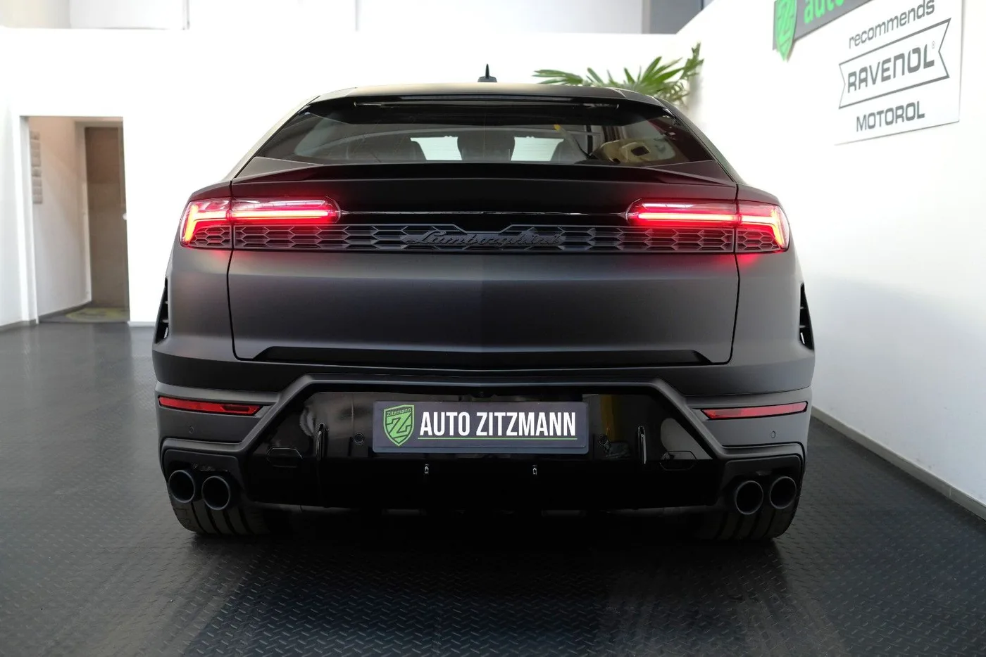 2025 Lamborghini Urus SE angeboten von einem Fachhändler in Nuremberg, Deutschland, Foto 6 von 15