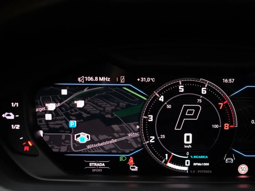 2025 Lamborghini Urus SE angeboten von einem Fachhändler in Nuremberg, Deutschland, Foto 13 von 15