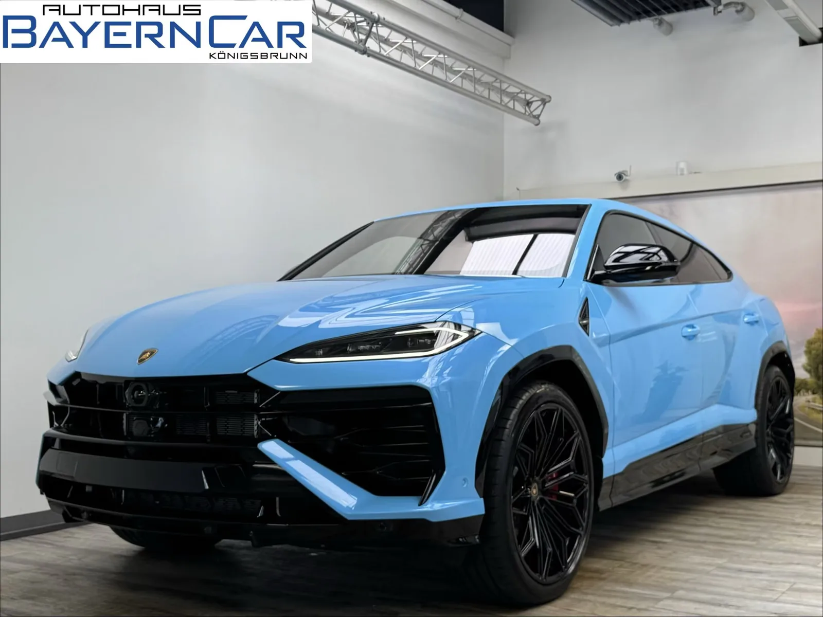 2025 Lamborghini Urus SE angeboten von einem Fachhändler in Königsbrunn, Deutschland, Hauptfoto