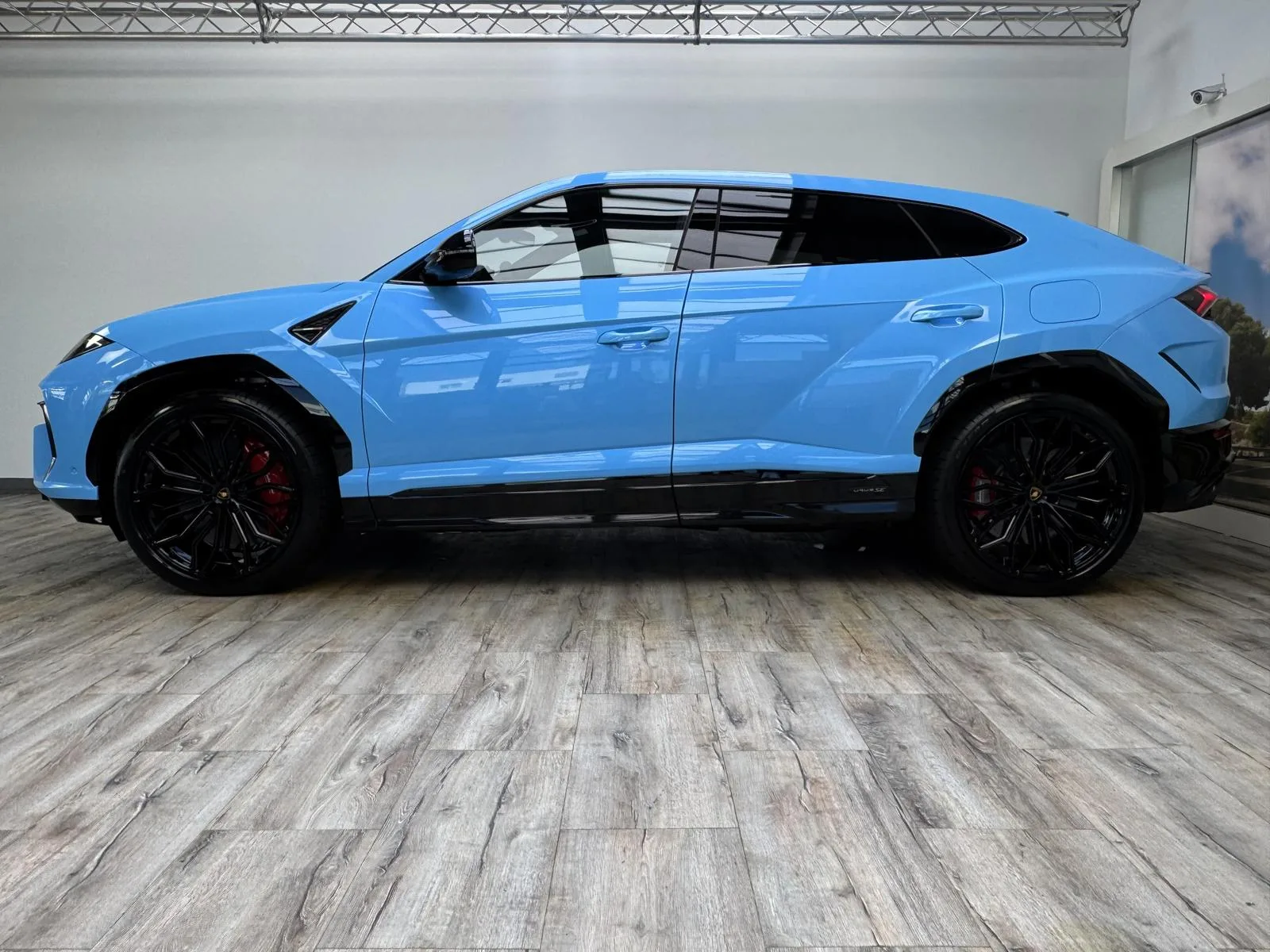 2025 Lamborghini Urus SE, 3/30