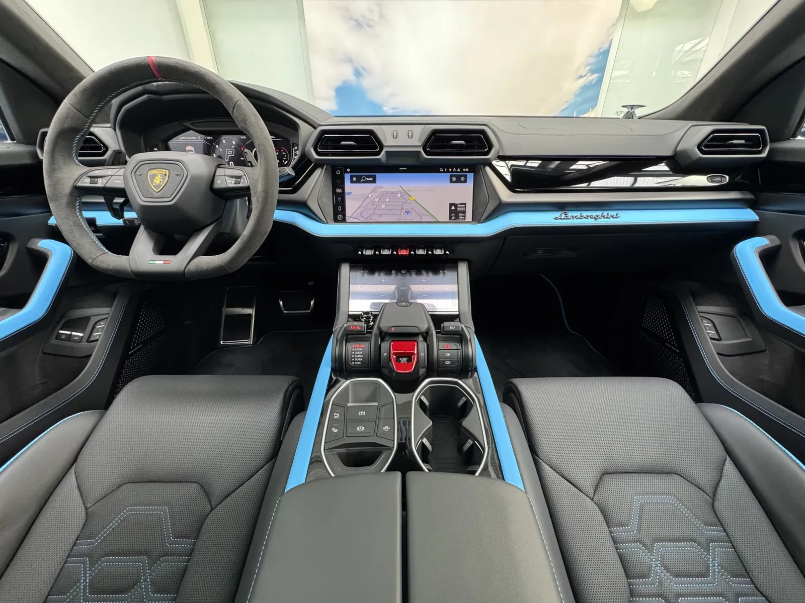 2025 Lamborghini Urus SE, 7/30