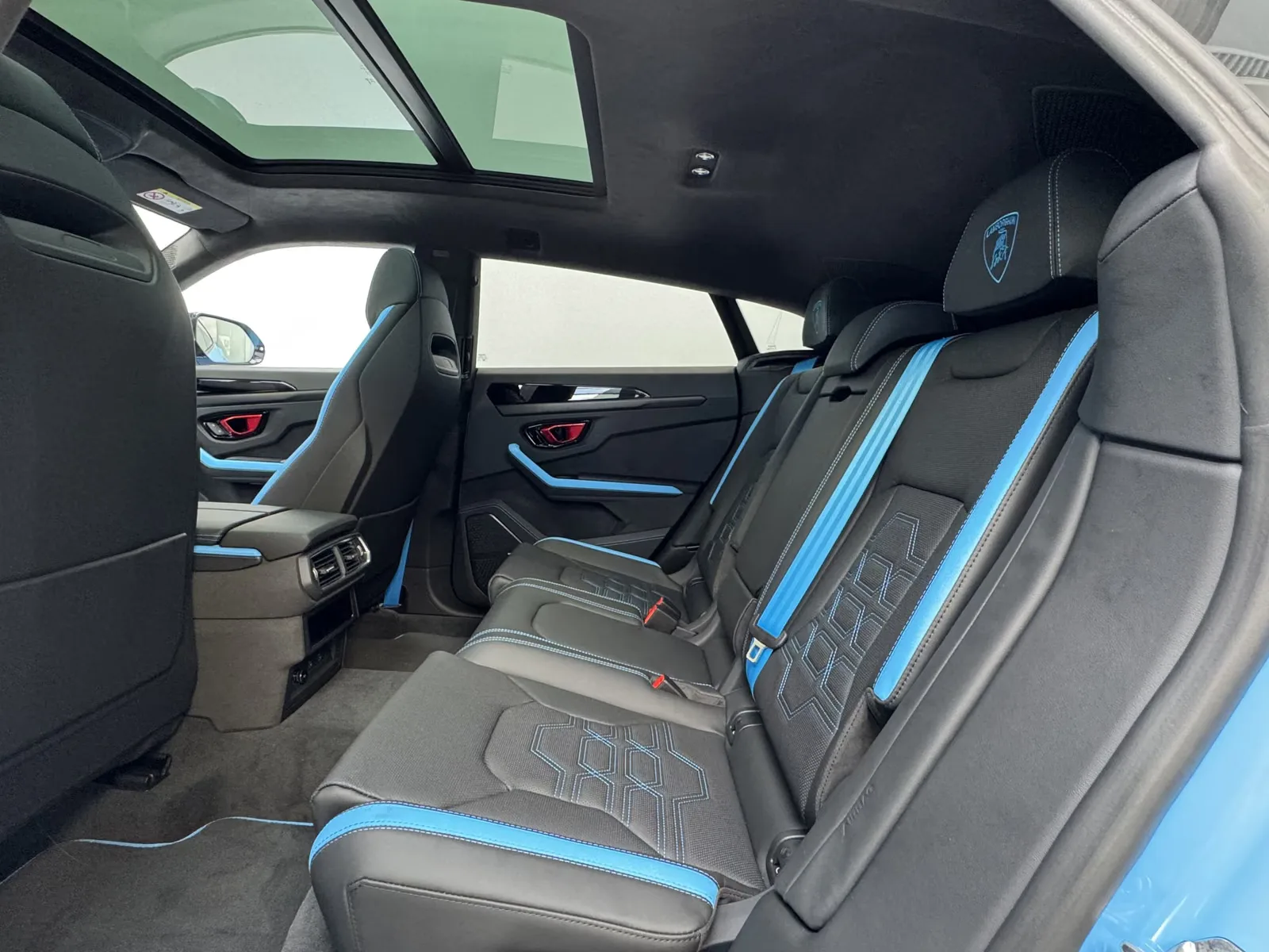 2025 Lamborghini Urus SE, 18/30