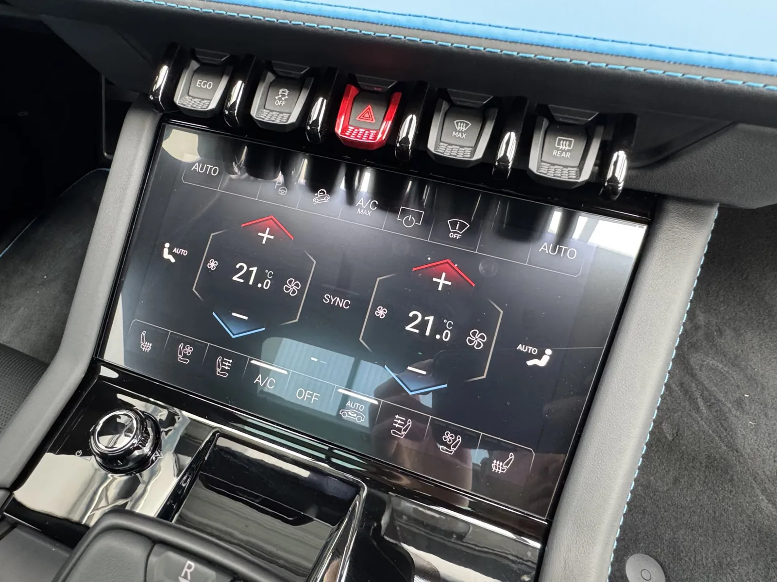 2025 Lamborghini Urus SE, 30/30