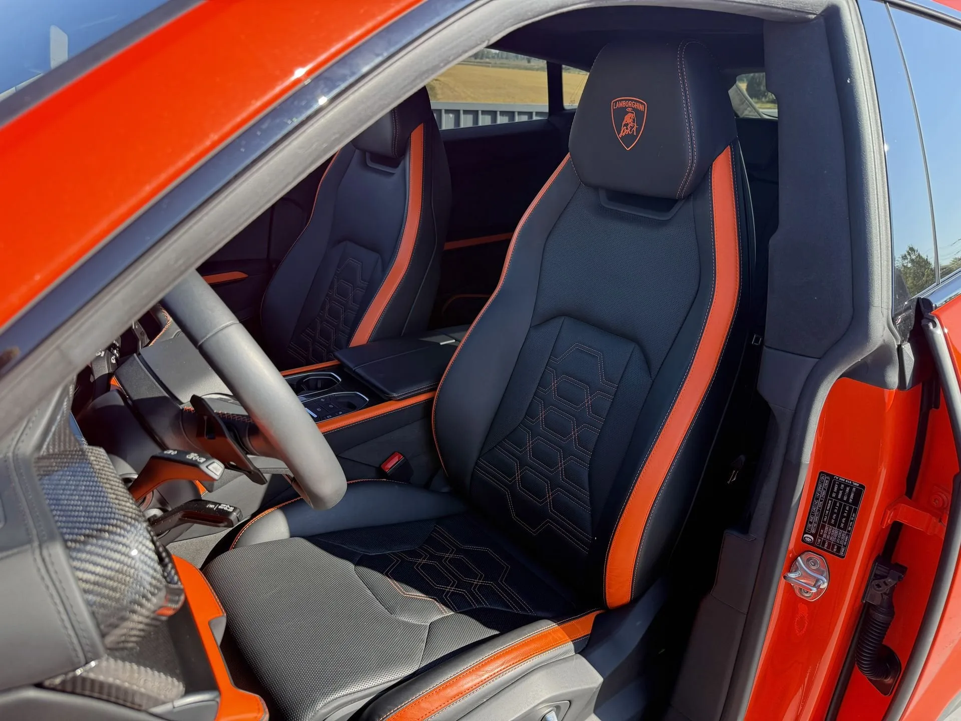 2025 Lamborghini Urus SE, 13/23