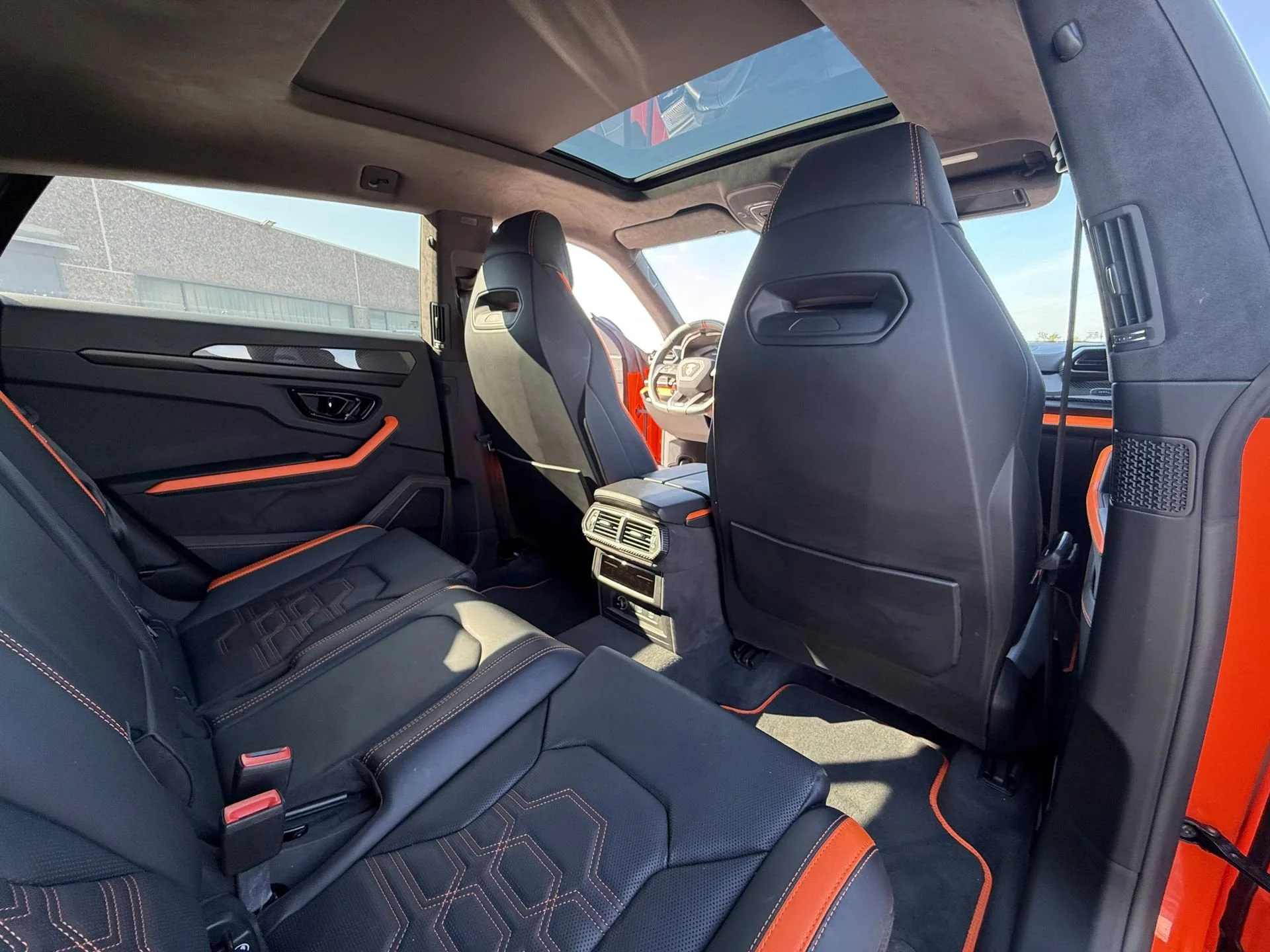 2025 Lamborghini Urus SE, 18/23