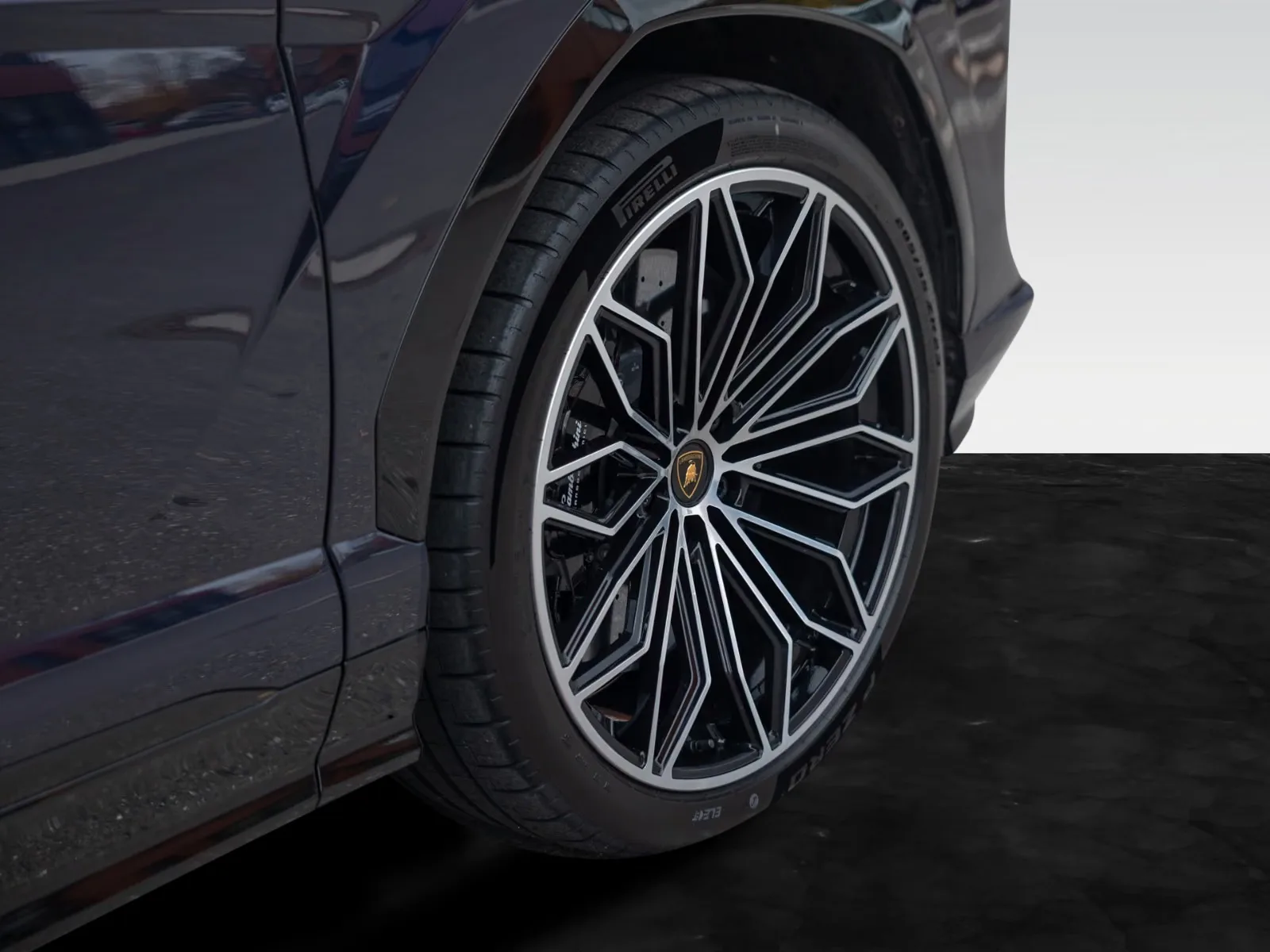 2025 Lamborghini Urus SE, 9/30