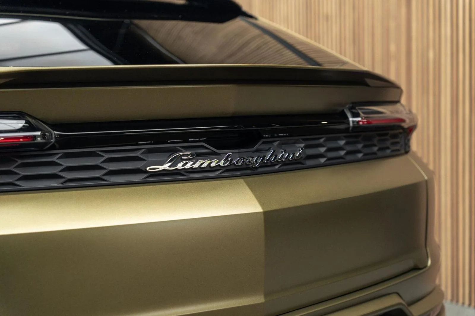 2025 Lamborghini Urus SE, 20/30