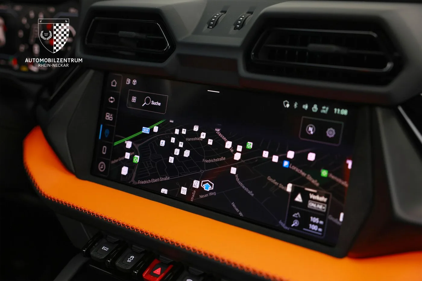2025 Lamborghini Urus SE offered by a supercar dealer in Viernheim, Germany, photo 18 of 25