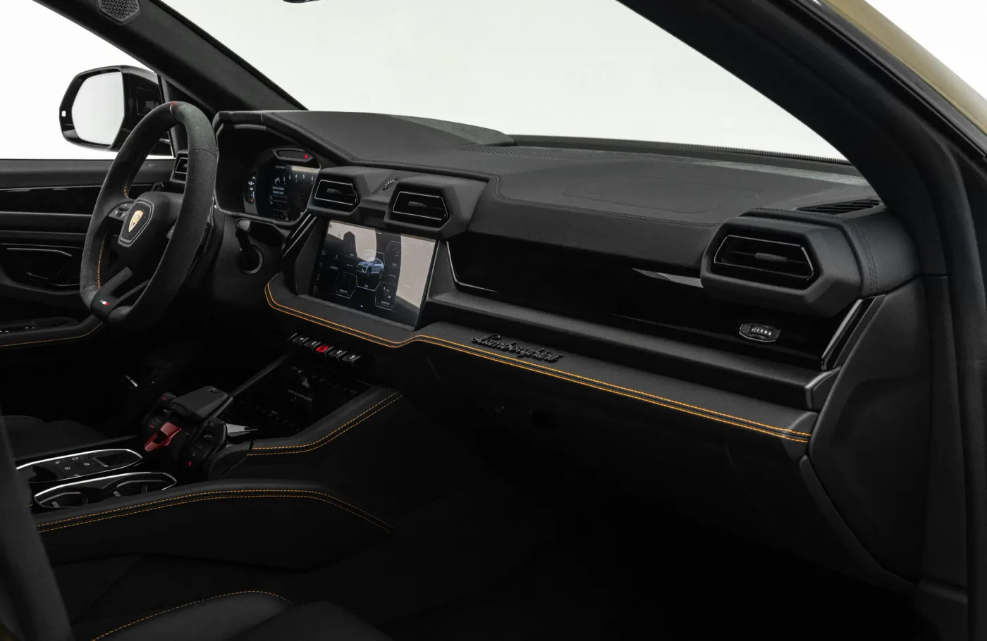 2025 Lamborghini Urus SE angeboten von einem Fachhändler in Dubai, Vereinigte Arabische Emirate, Foto 7 von 10