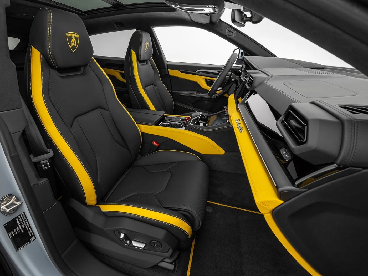 2025 Lamborghini Urus SE angeboten von einem Fachhändler in Böblingen, Deutschland, Foto 11 von 15