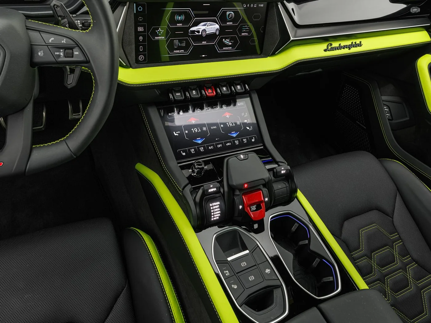 2025 Lamborghini Urus SE angeboten von einem Fachhändler in Böblingen, Deutschland, Foto 9 von 15