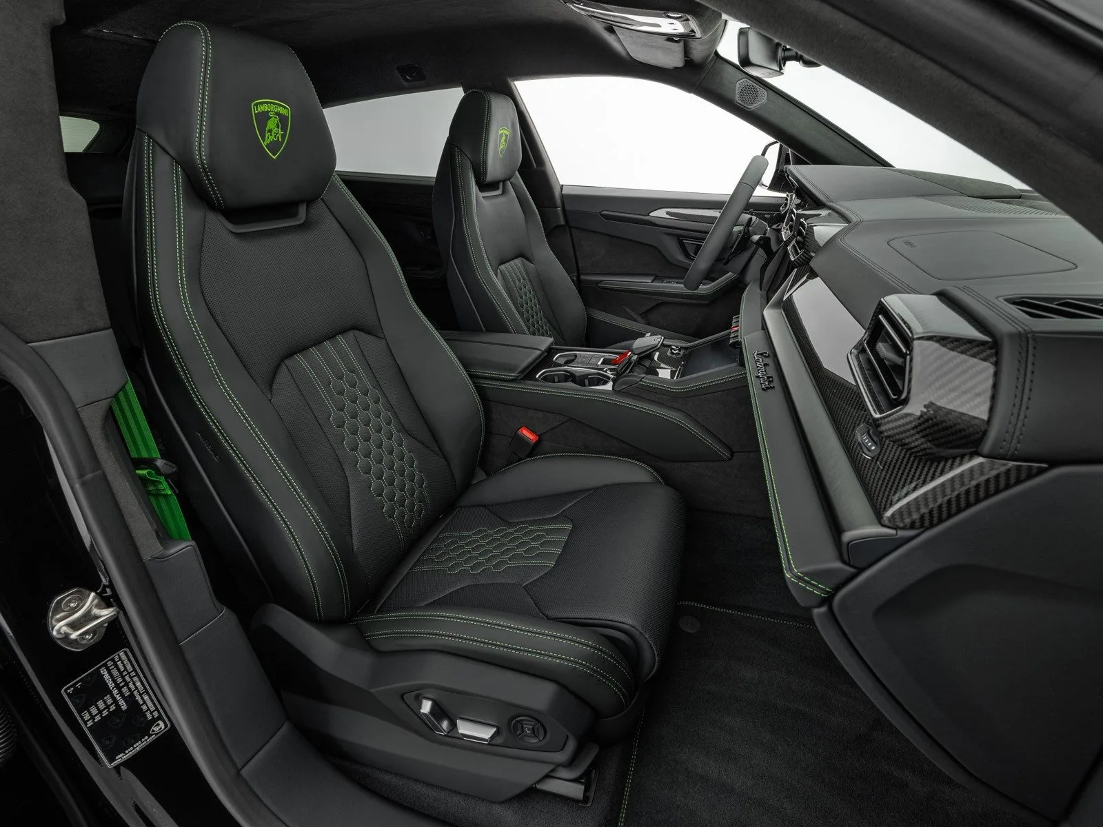 2025 Lamborghini Urus SE, 7/30