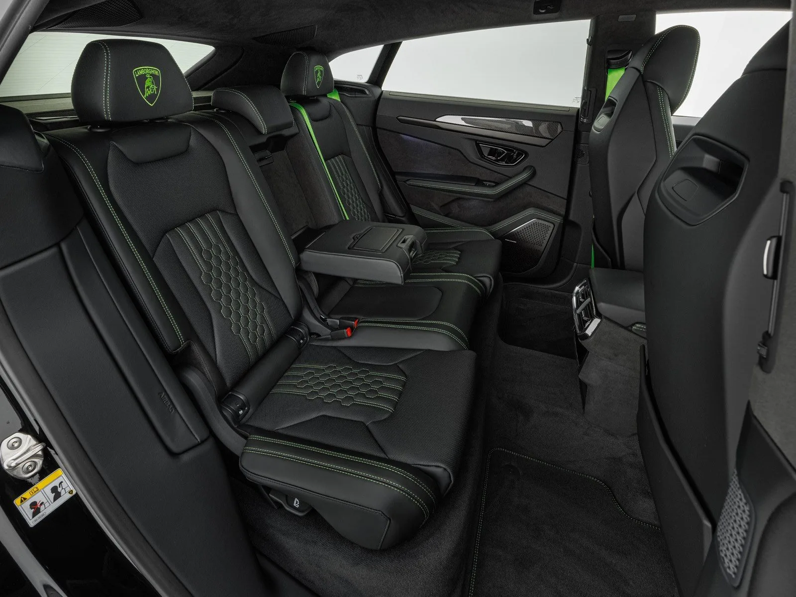 2025 Lamborghini Urus SE, 19/30