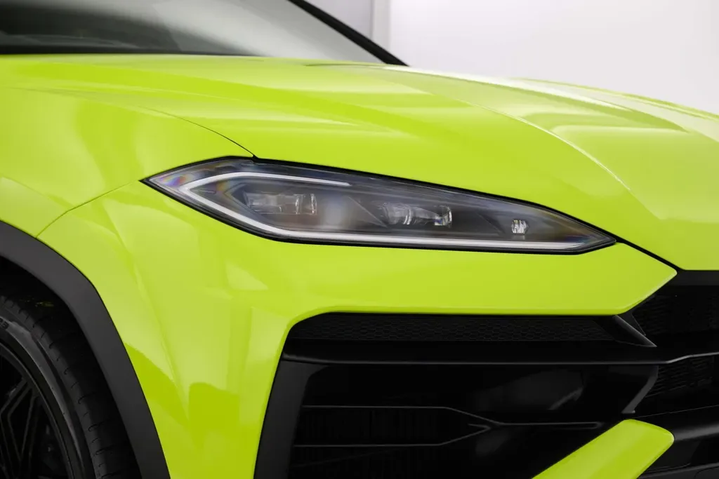 2025 Lamborghini Urus SE, 20/20