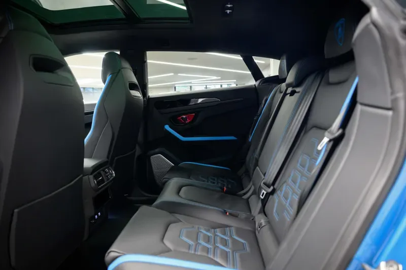 2025 Lamborghini Urus SE, 8/20