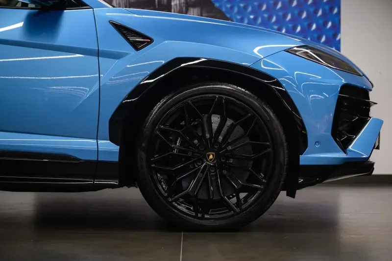 2025 Lamborghini Urus SE, 9/20