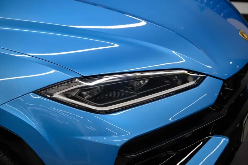2025 Lamborghini Urus SE, 20/20
