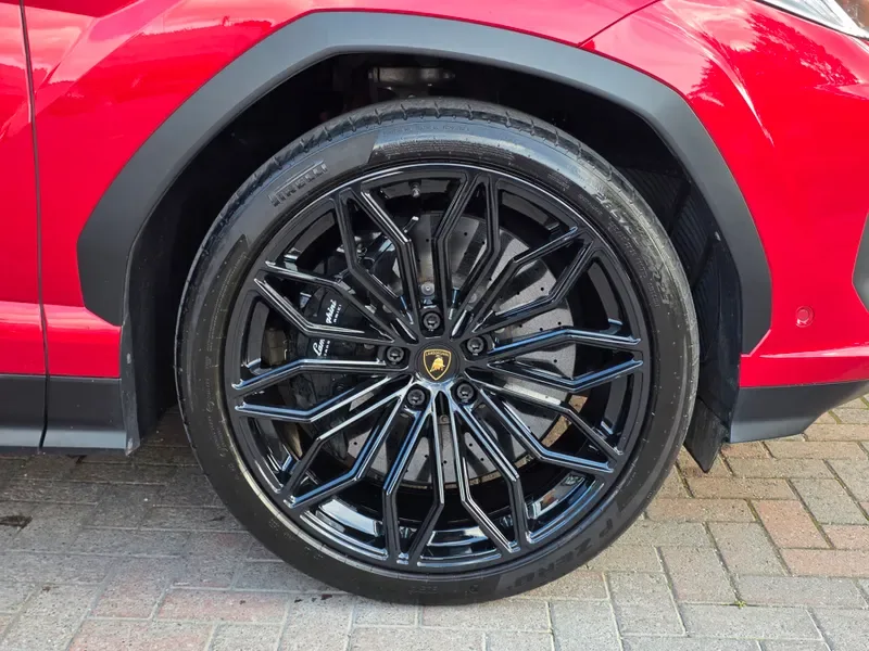 2025 Lamborghini Urus SE, 9/20