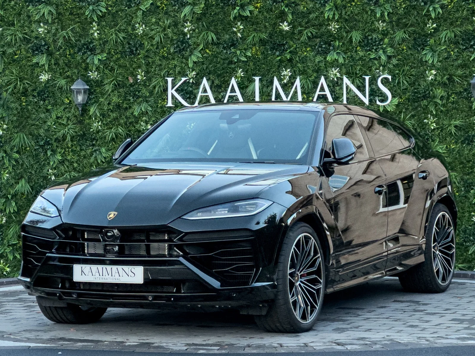 2025 Lamborghini Urus SE, 3/30