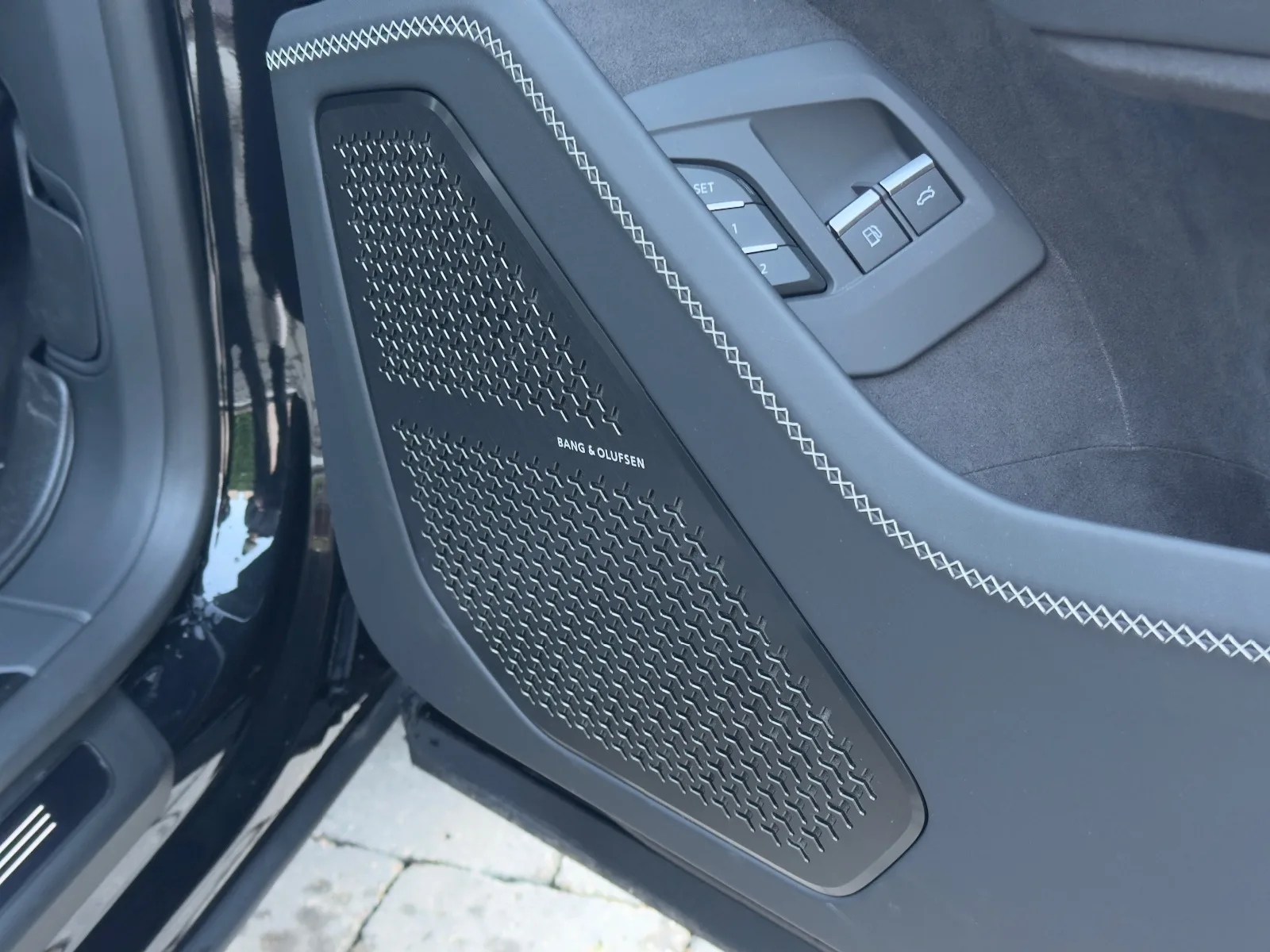 2025 Lamborghini Urus SE, 24/30