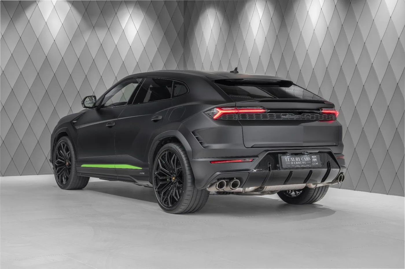 2025 Lamborghini Urus SE angeboten von einem Supersportwagenhändler in Schenefeld, Deutschland, Foto 6 von 25