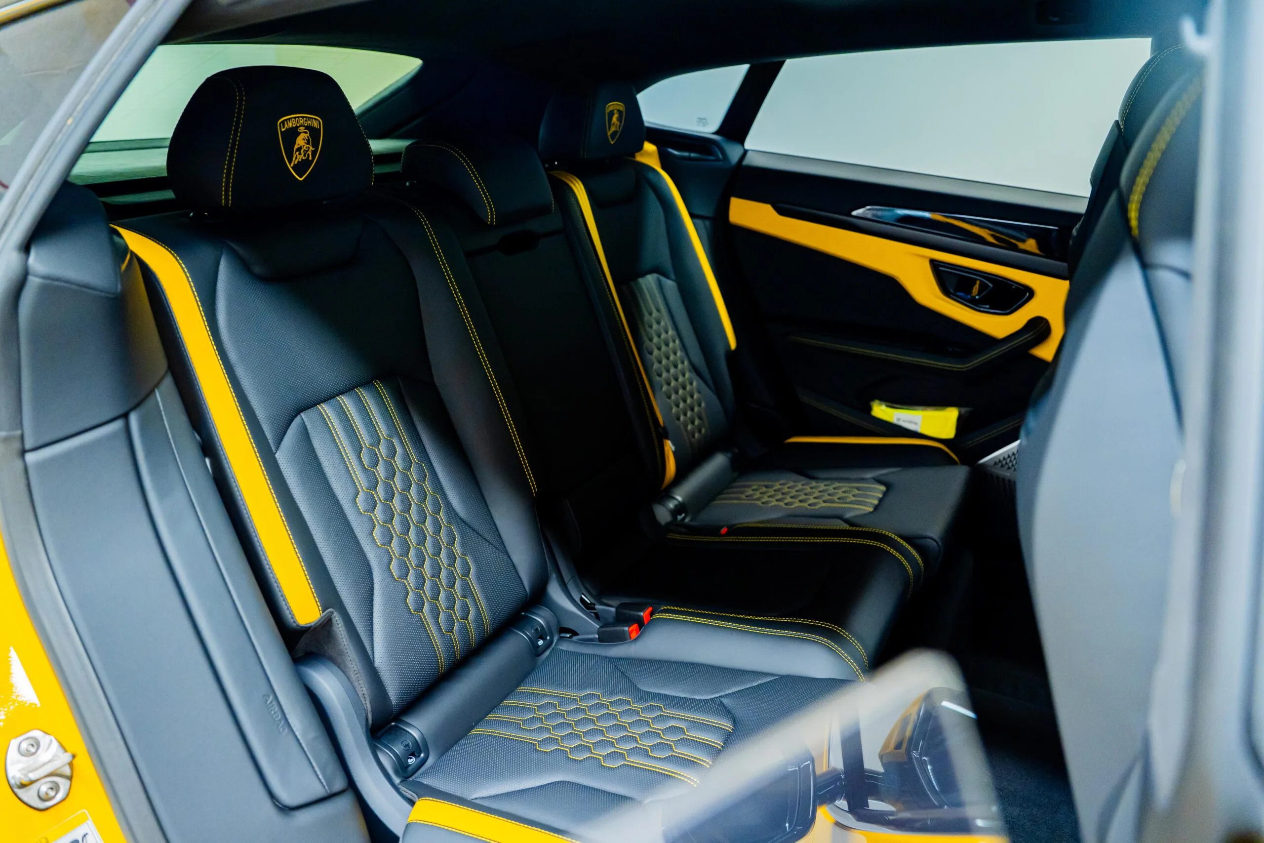 2025 Lamborghini Urus SE, 12/20