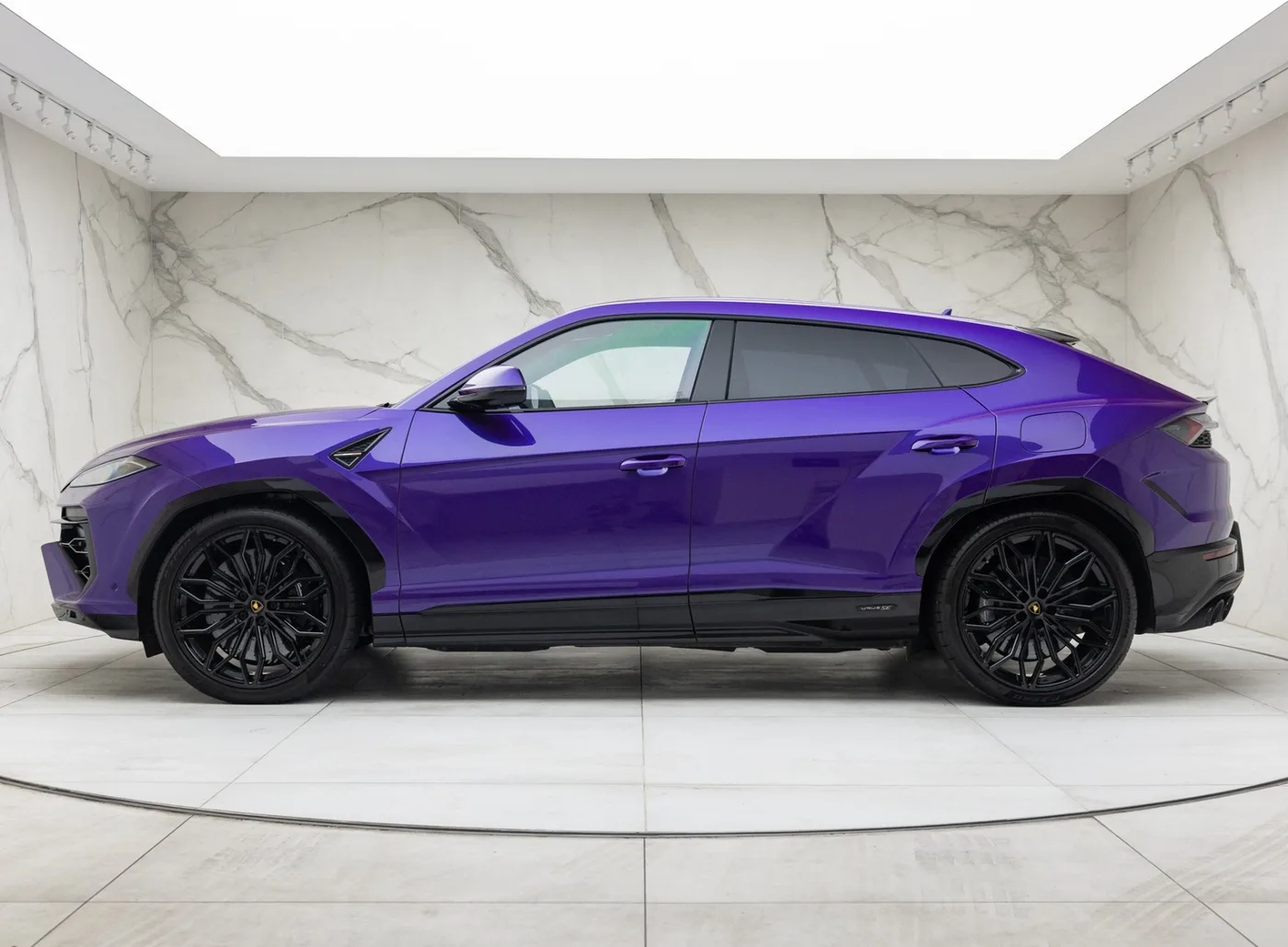 2025 Lamborghini Urus SE angeboten von einem Fachhändler in Banstead, Vereinigtes Königreich, Foto 2 von 15
