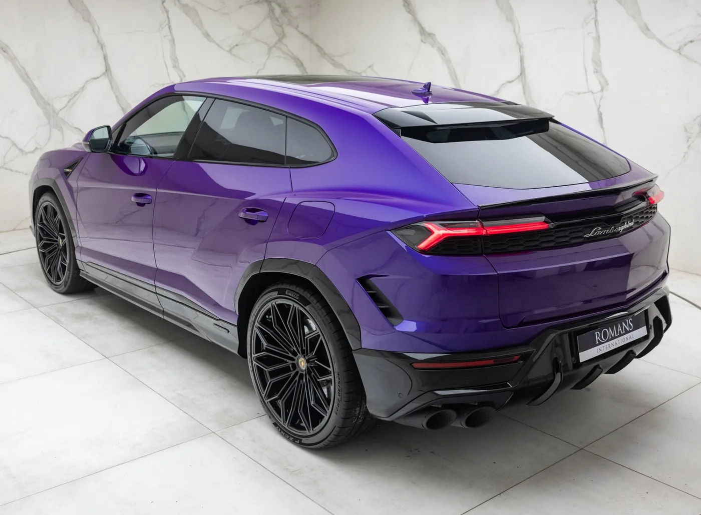 2025 Lamborghini Urus SE angeboten von einem Fachhändler in Banstead, Vereinigtes Königreich, Foto 9 von 15