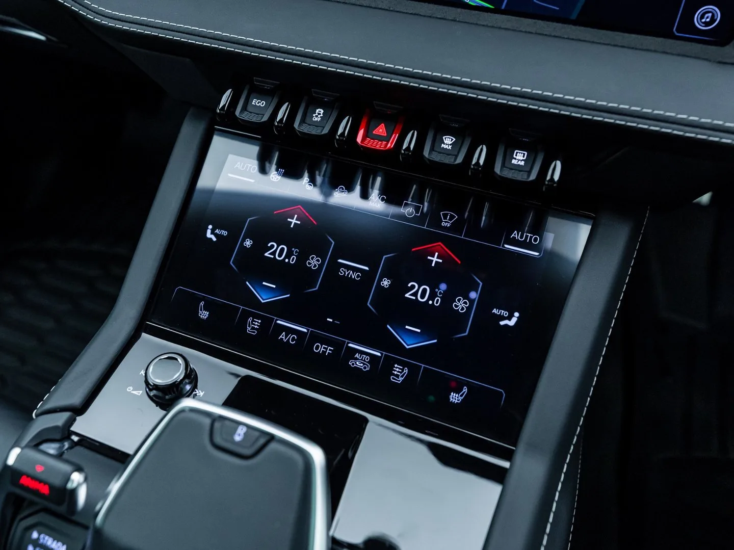 2025 Lamborghini Urus SE, 7/30