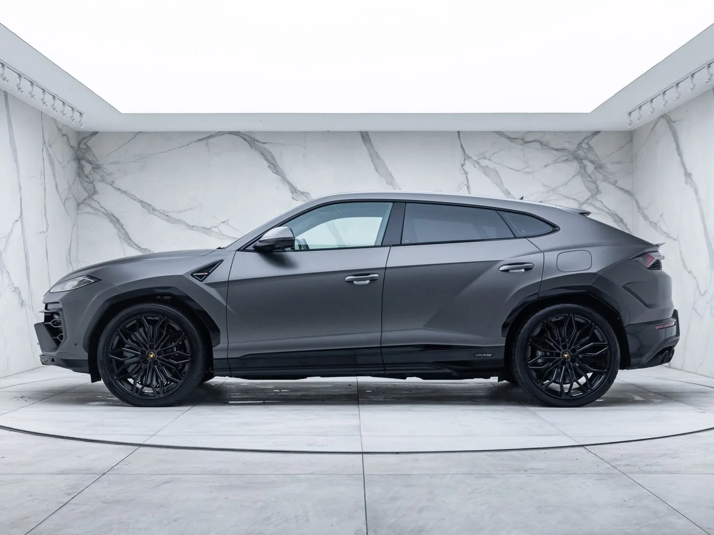 2025 Lamborghini Urus SE, 21/30