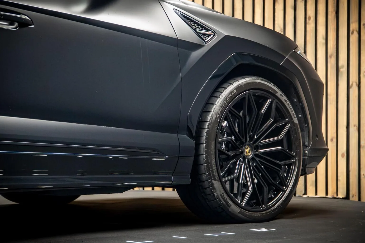 2025 Lamborghini Urus SE, 13/30