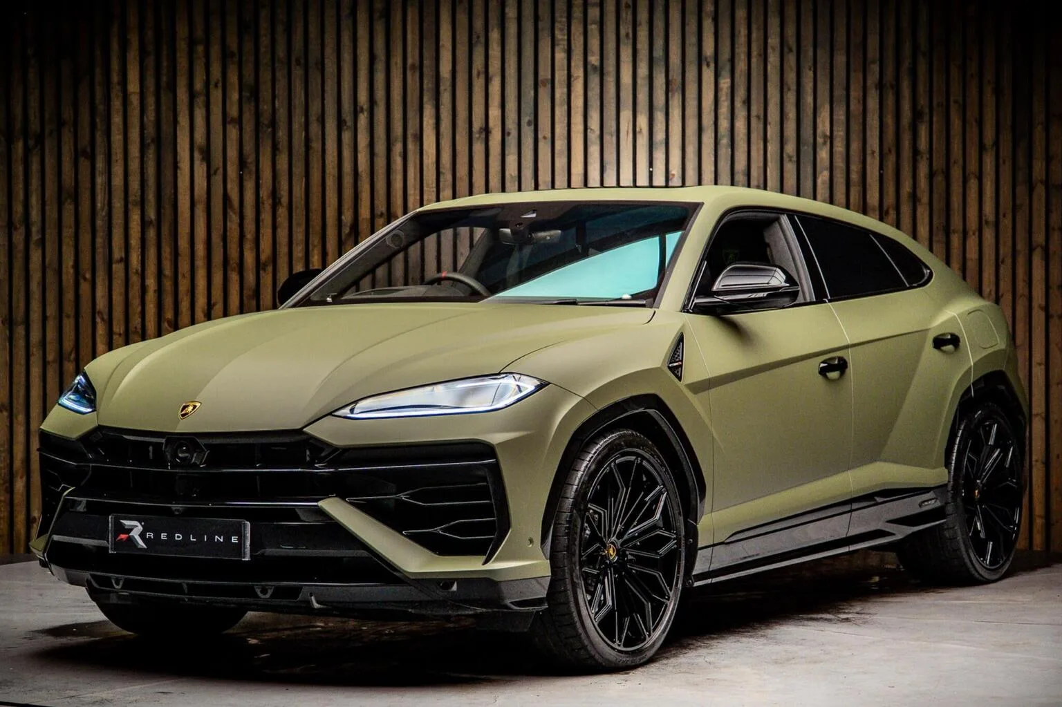 2025 Lamborghini Urus SE angeboten von einem Fachhändler in Knaresborough, Vereinigtes Königreich, Hauptfoto
