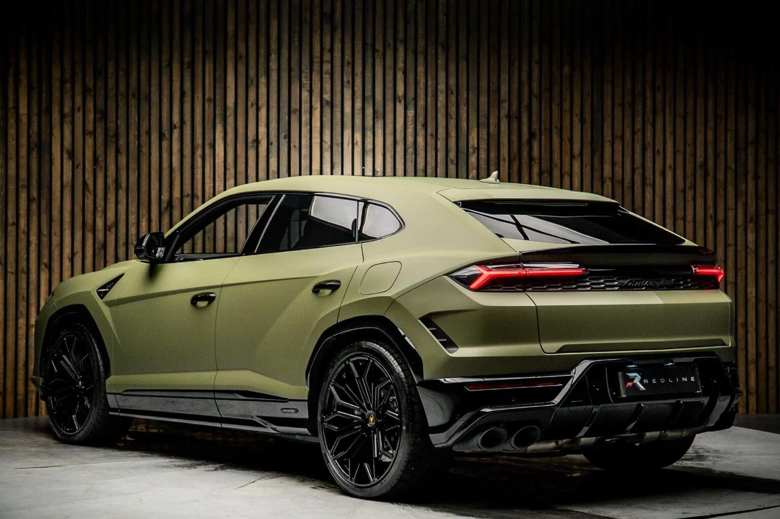 2025 Lamborghini Urus SE, 3/30