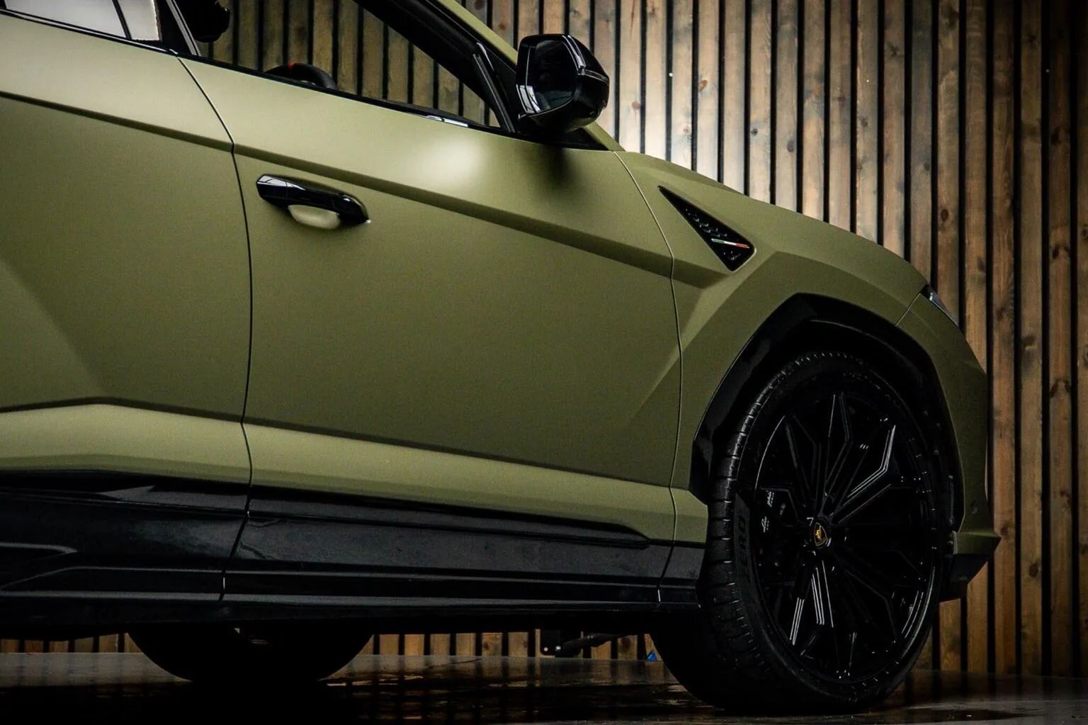 2025 Lamborghini Urus SE, 13/30
