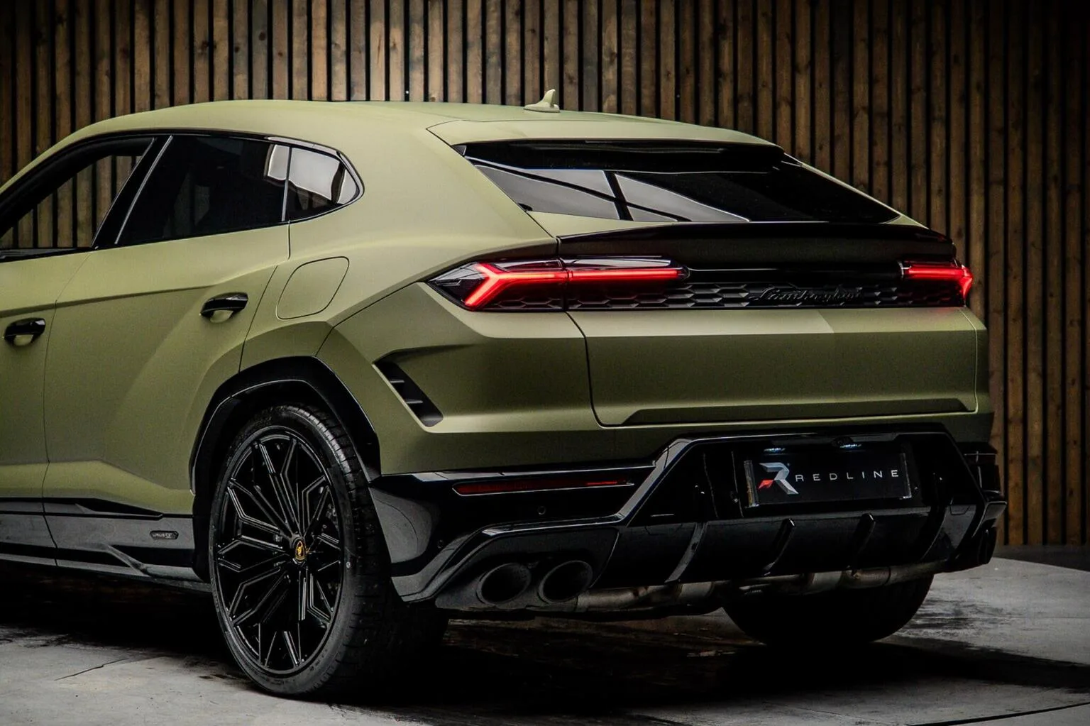 2025 Lamborghini Urus SE, 19/30