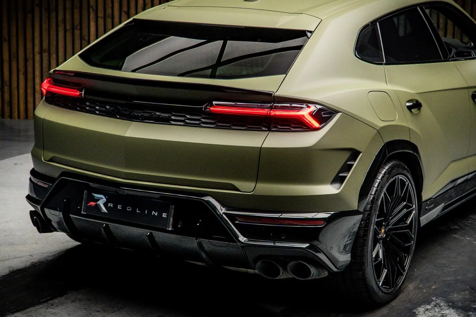 2025 Lamborghini Urus SE, 21/30