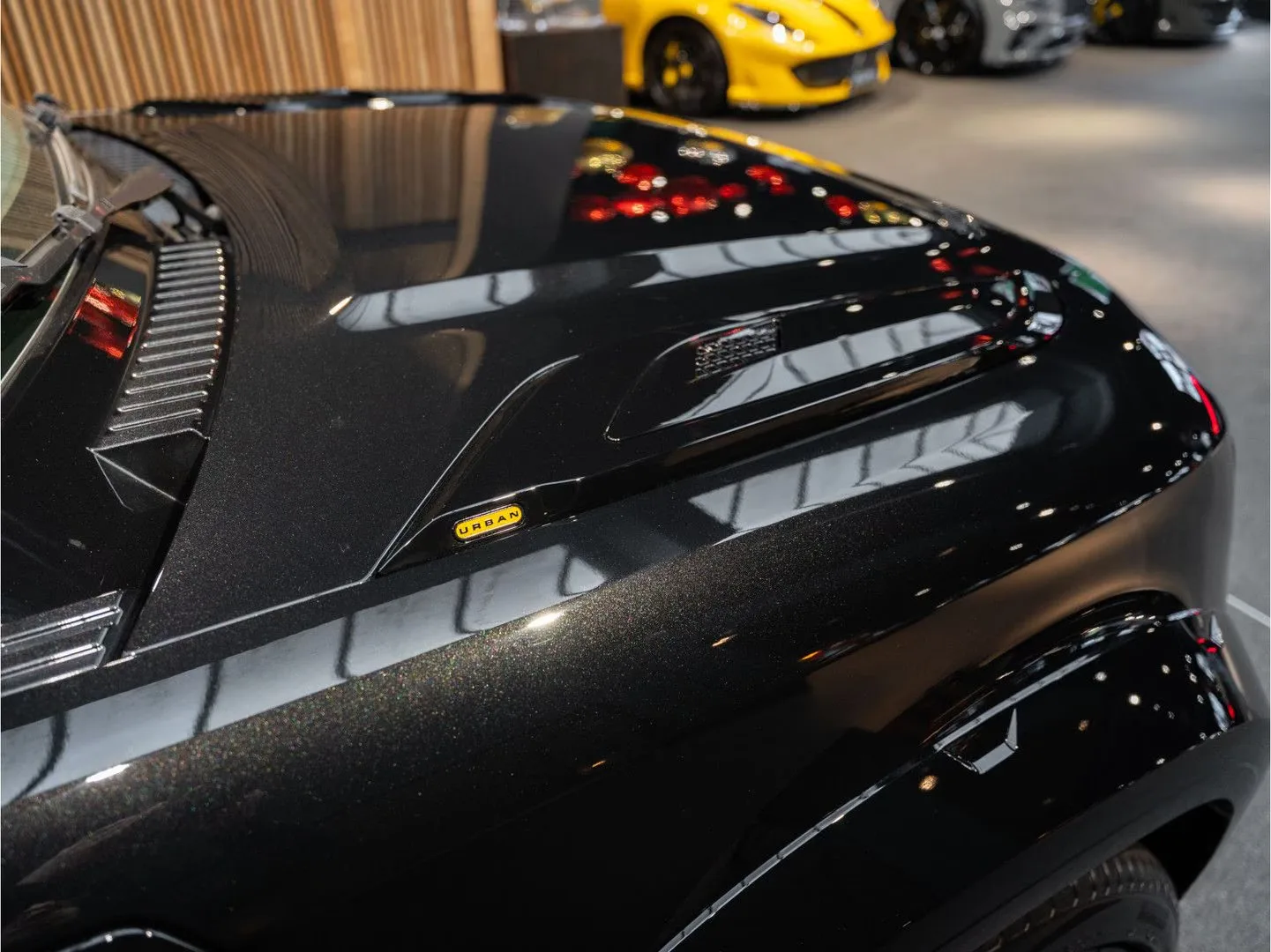 2025 Land Rover Defender 110 PHEV P300e X-Dynamic HSE Urban Automotive, 20/30