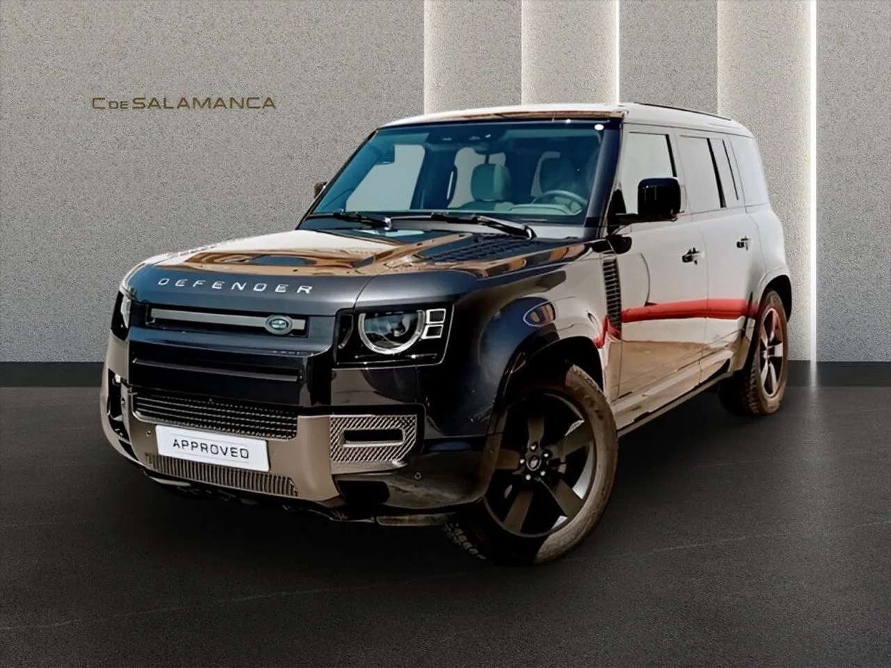2025 Land Rover Defender angeboten von einem Fachhändler in Marbella, Hauptfoto